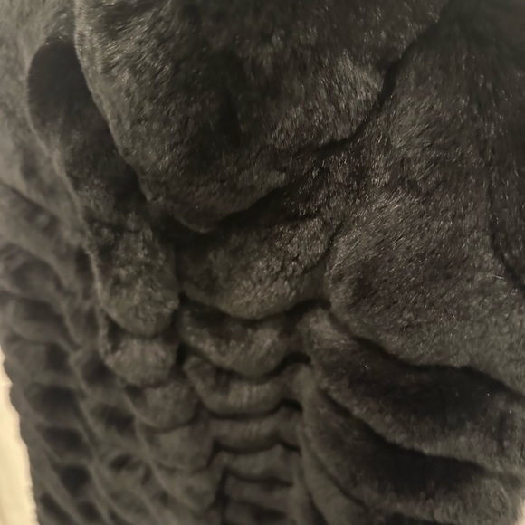 Glamourpuss NYC Rabbit Fur Vest - Picture 5 of 5